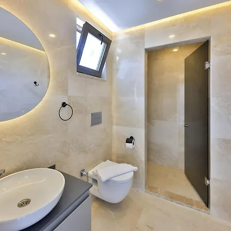 3 Bedroom Luxury Villa, Private Pool, Near Kalkan * Kaş
