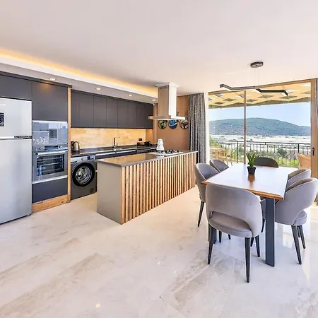 3 Bedroom Luxury Villa, Private Pool, Near Kalkan Villa