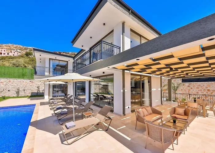 3 Bedroom Luxury Villa, Private Pool, Near Kalkan