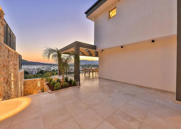 Villa 3 Bedroom Luxury Villa, Private Pool, Near Kalkan *