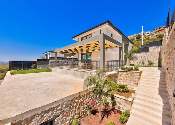 3 Bedroom Luxury Villa, Private Pool, Near Kalkan Villa Kas